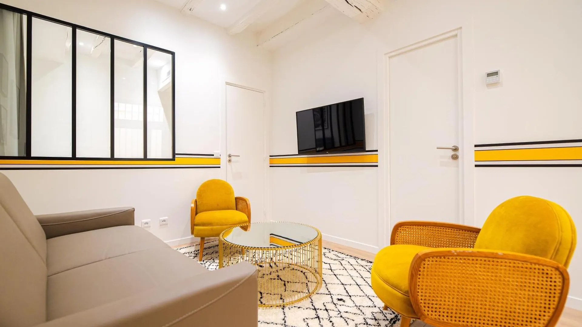 Апартаменты Mbm - Marais Париж 0*,